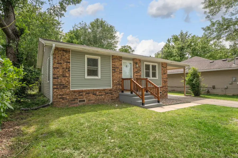 2516 N Pierce Avenue, Springfield, MO 65803 - #2