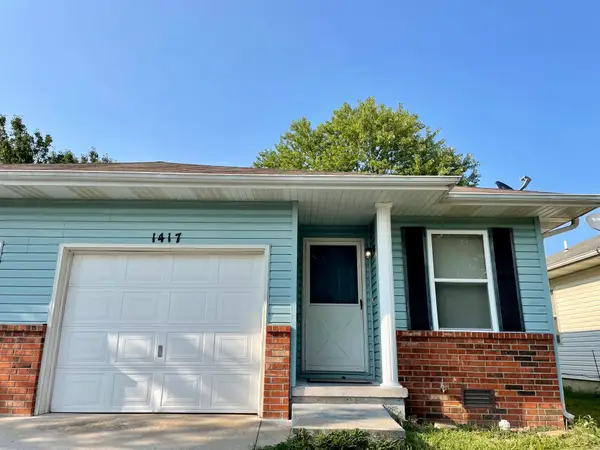 1417 W Rainey Street, Ozark, MO 65721