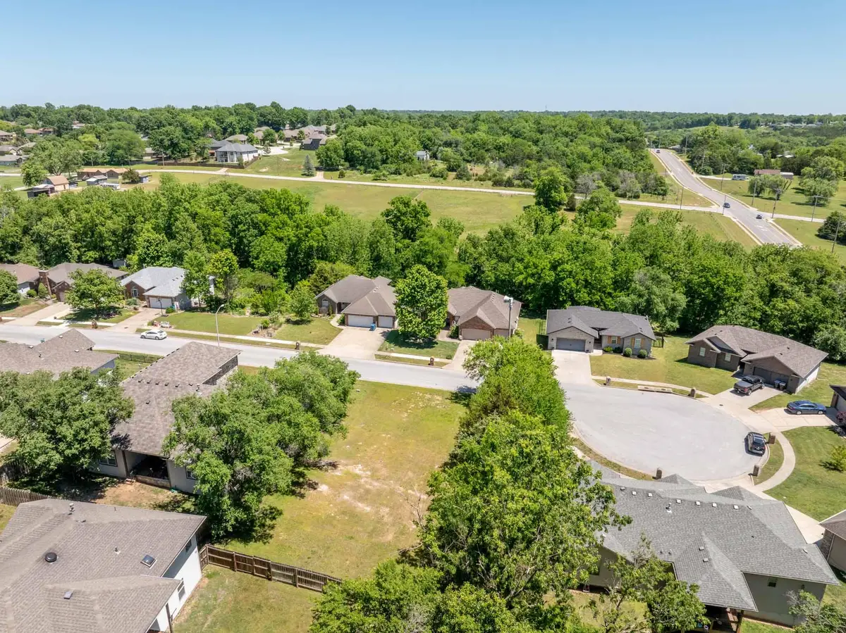 5389 S Clifton Avenue, Springfield, MO 65810 - #1
