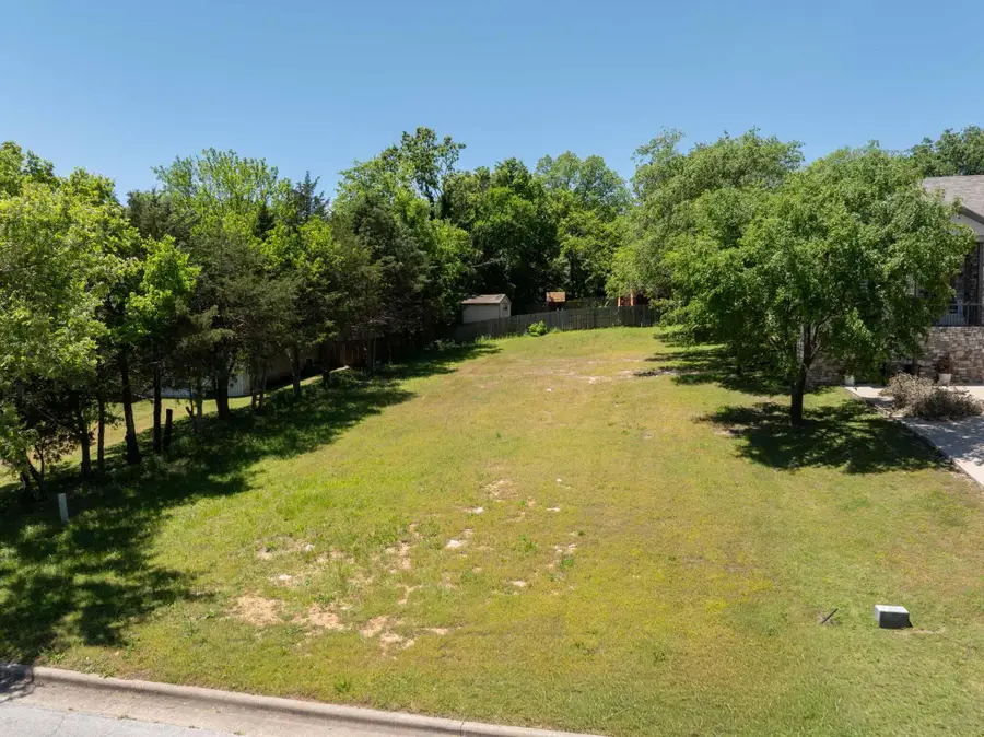 5389 S Clifton Avenue, Springfield, MO 65810 - #3