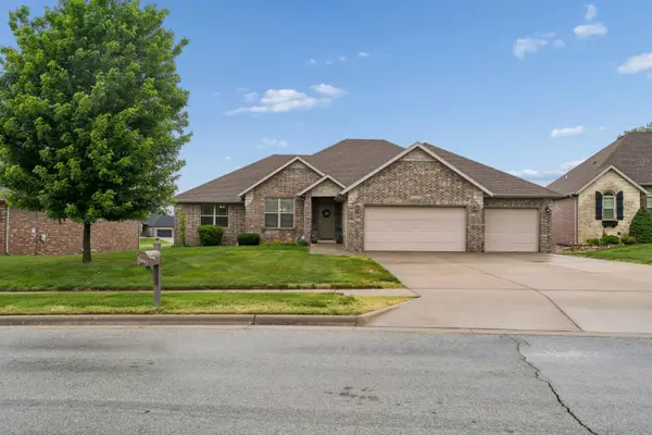 2147 N Citation Avenue, Springfield, MO 65802