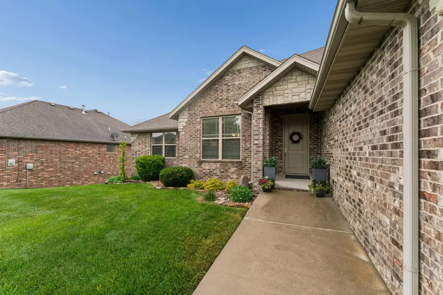 2147 N Citation Avenue, Springfield, MO 65802 - #3