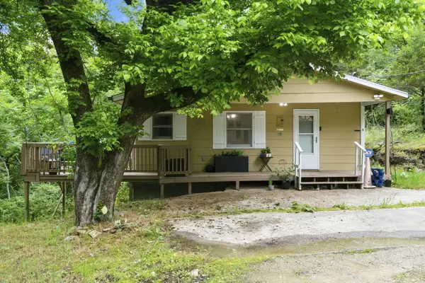 169 Presbyterian Street, Hollister, MO 65672