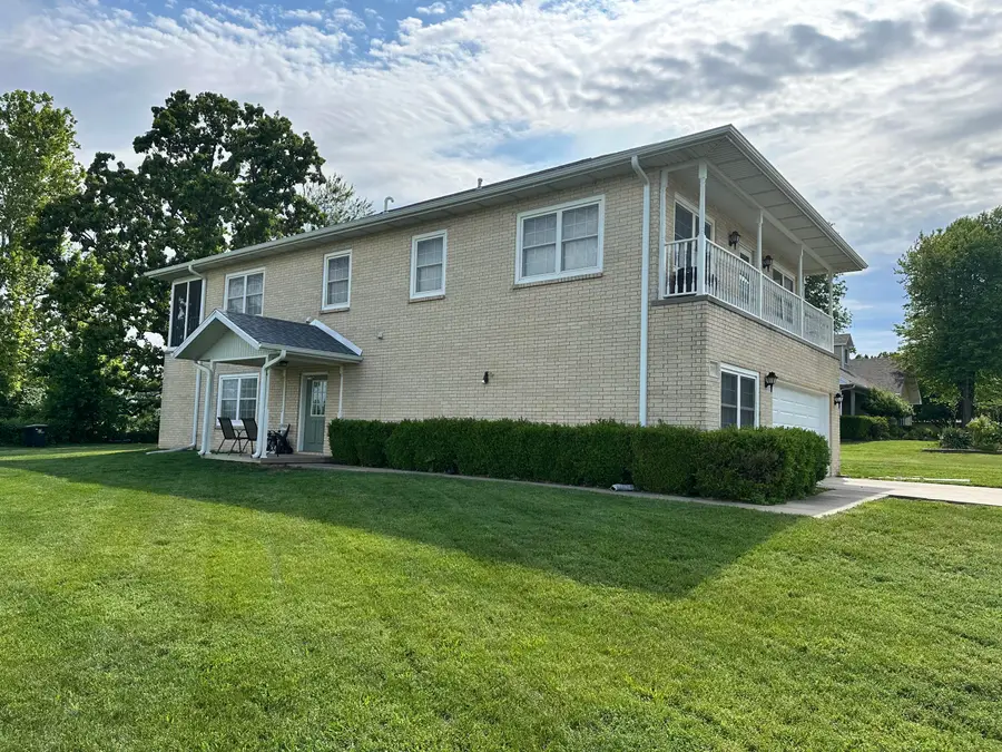 1110 Lake Road Drive, Cassville, MO 65625 - #2