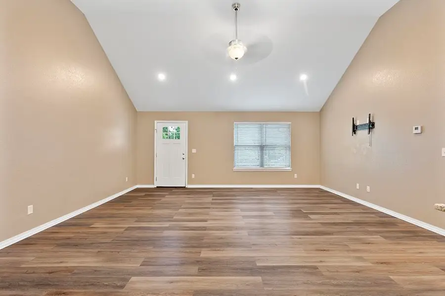 415 E 44th Street, Joplin, MO 64804 - #2