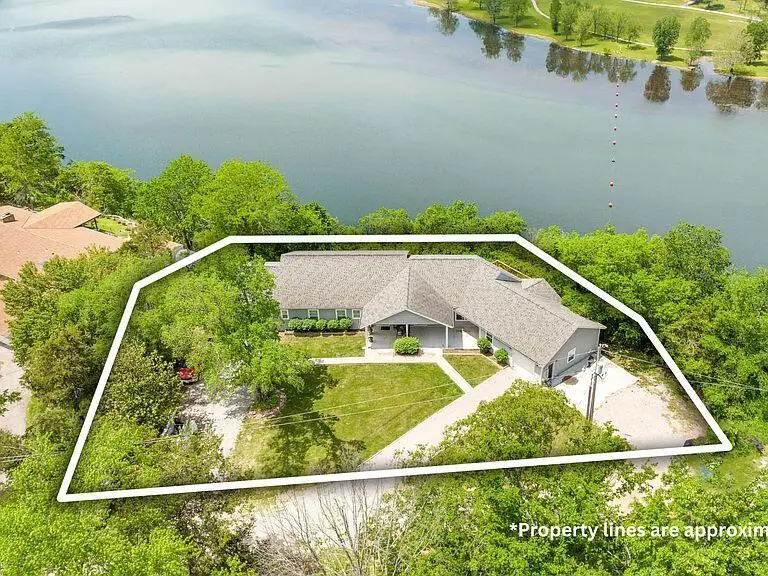 319 Cliff House Road #A/B, Powersite, MO 65731 - #2
