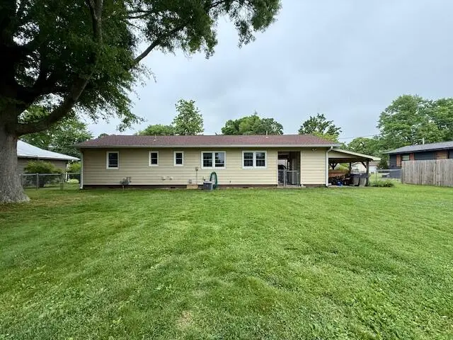 904 E 9th Street, Mountain Grove, MO 65711 - #3