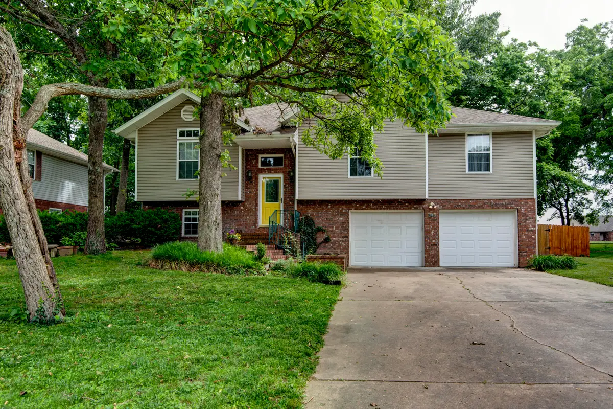 1016 Daniels Street, Aurora, MO 65605 - #1