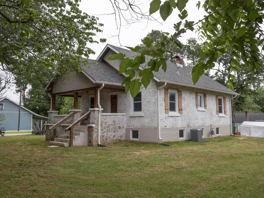 703 Johnson Avenue, Ava, MO 65608 - #2