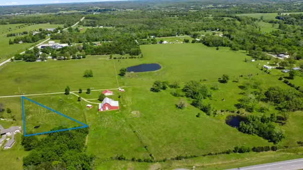 000 State Road Aa, Fair Grove, MO 65648
