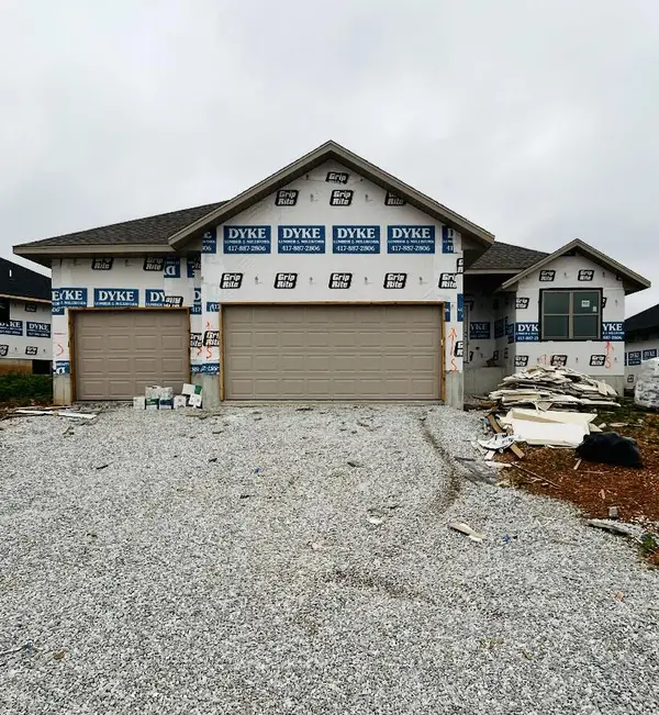 943 S Pindall Lane, Nixa, MO 65714