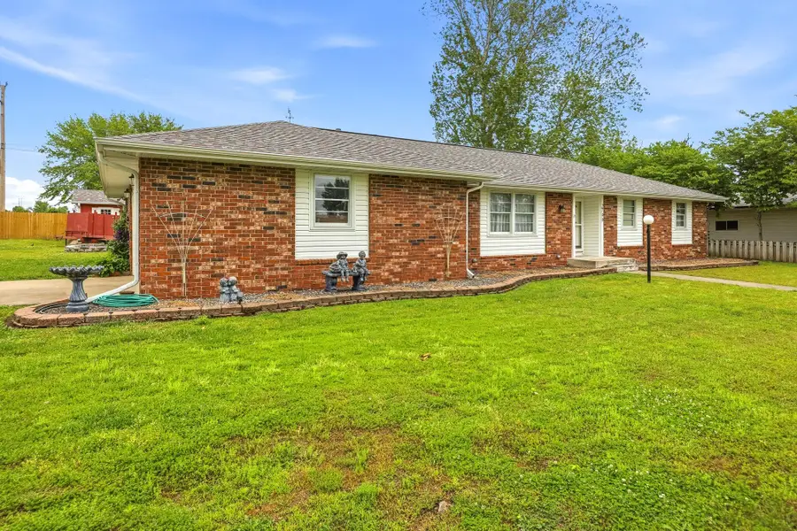 2799 W Camino Alto Street, Springfield, MO 65810 - #3