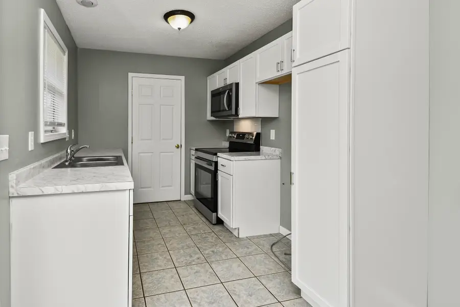 1206 W Belwood Court, Nixa, MO 65714 - #2