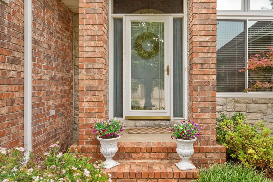 3306 S Linden Avenue, Springfield, MO 65804 - #3