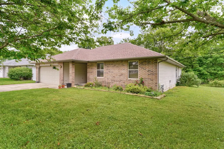 450 S Basswood Avenue, Republic, MO 65738 - #2