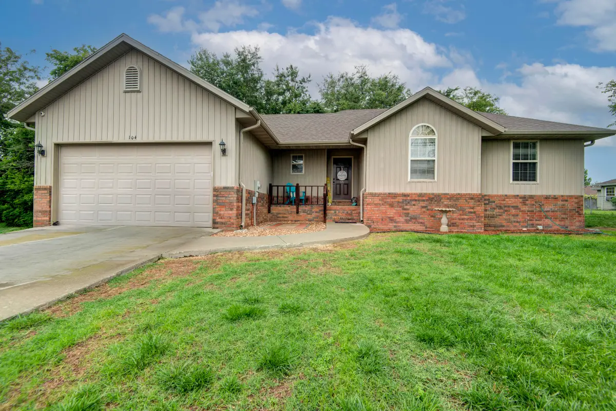 104 W Rainey Street, Ozark, MO 65721 - #1