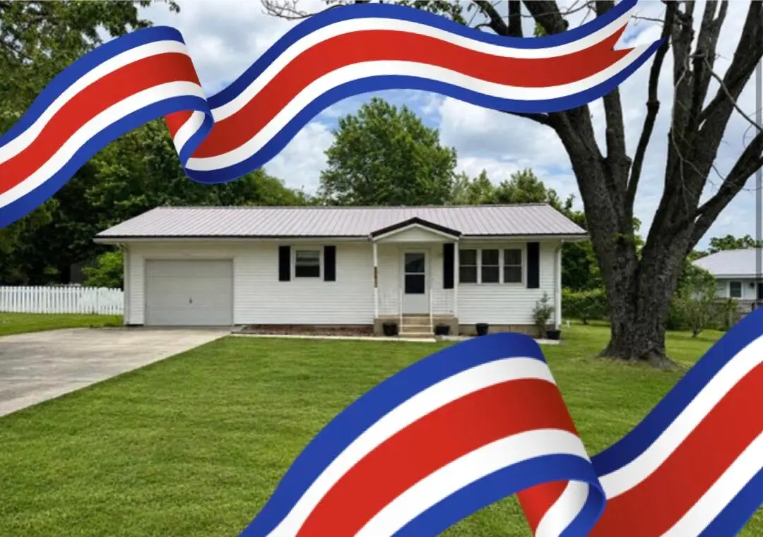 210 S Boyd Street, Conway, MO 65632 - #1