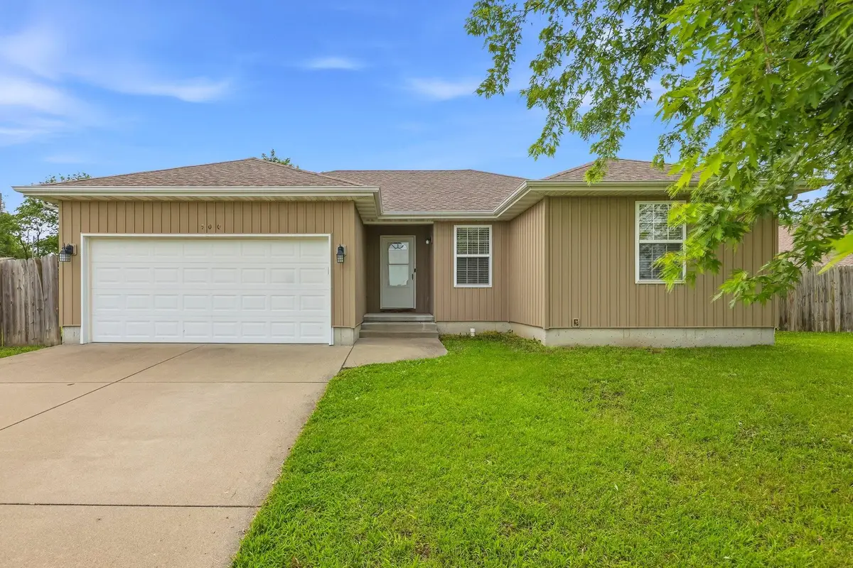 500 N Pinecrest Street, Buffalo, MO 65622 - #1