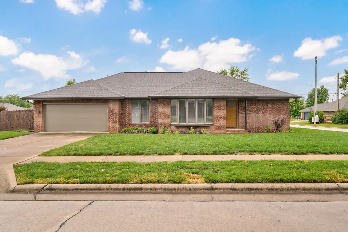 1444 E Woodgate Street, Springfield, MO 65804 - #1