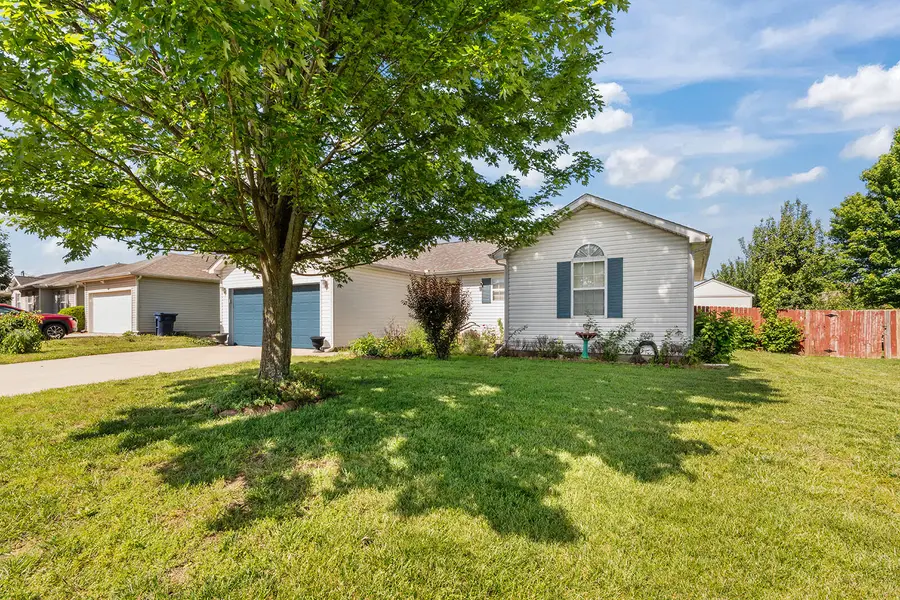 1308 S College Street, Webb City, MO 64870 - #2