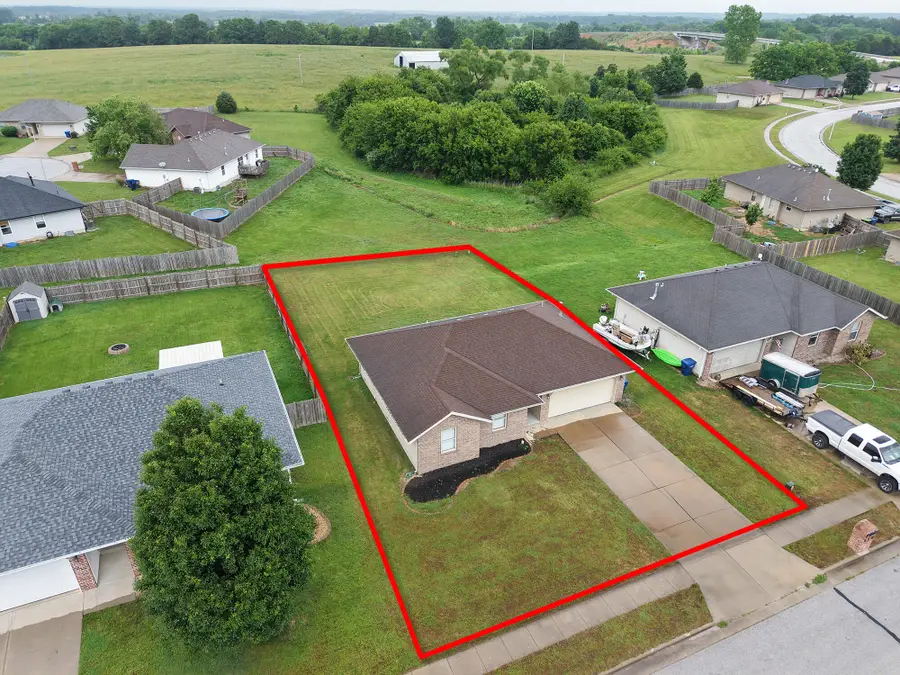 734 E Logan Street, Rogersville, MO 65742 - #3
