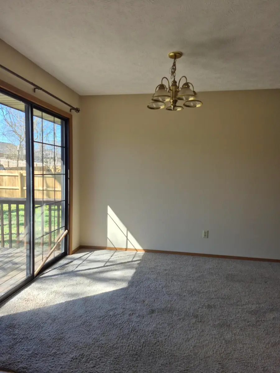 3467 S Doris Avenue, Springfield, MO 65807 - #3