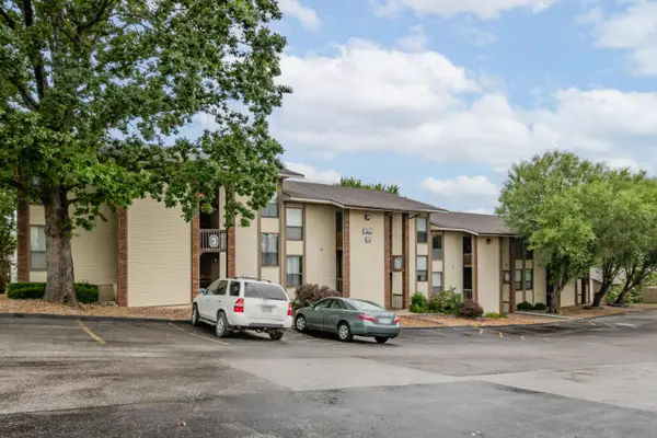 187 Clubhouse Drive #Apt 22, Branson, MO 65616