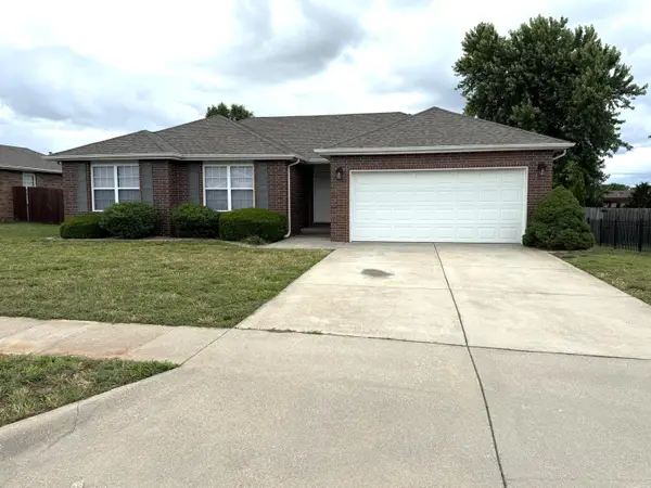 4527 W Bull Run Battle Street, Brookline, MO 65619