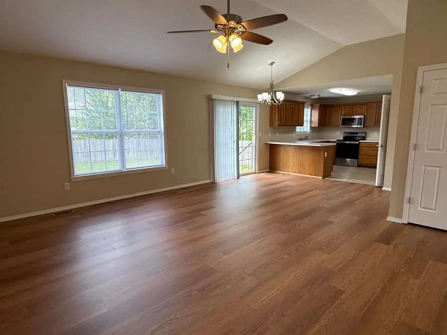 4527 W Bull Run Battle Street, Brookline, MO 65619 - #2