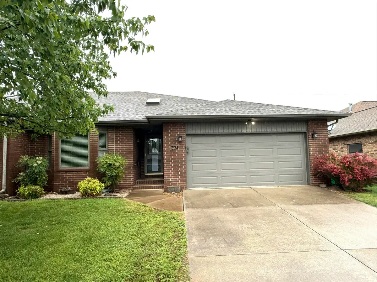 1443 E Powell Street, Springfield, MO 65804 - #1