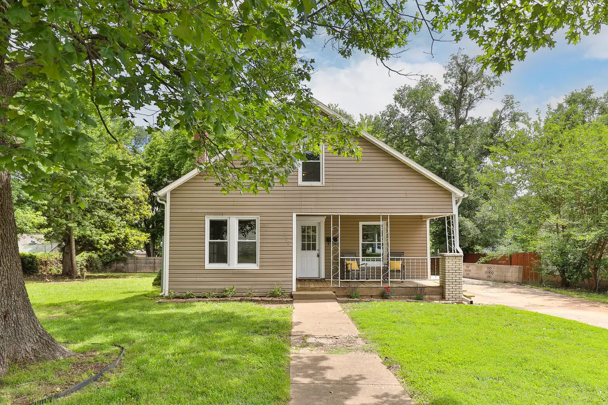 202 N Wilson Avenue, Bolivar, MO 65613 - #1