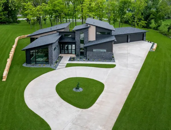 861 Bantry Court, Nixa, MO 65714