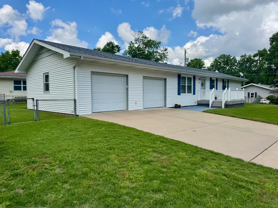 2425 E Loren Street, Springfield, MO 65804 - #2