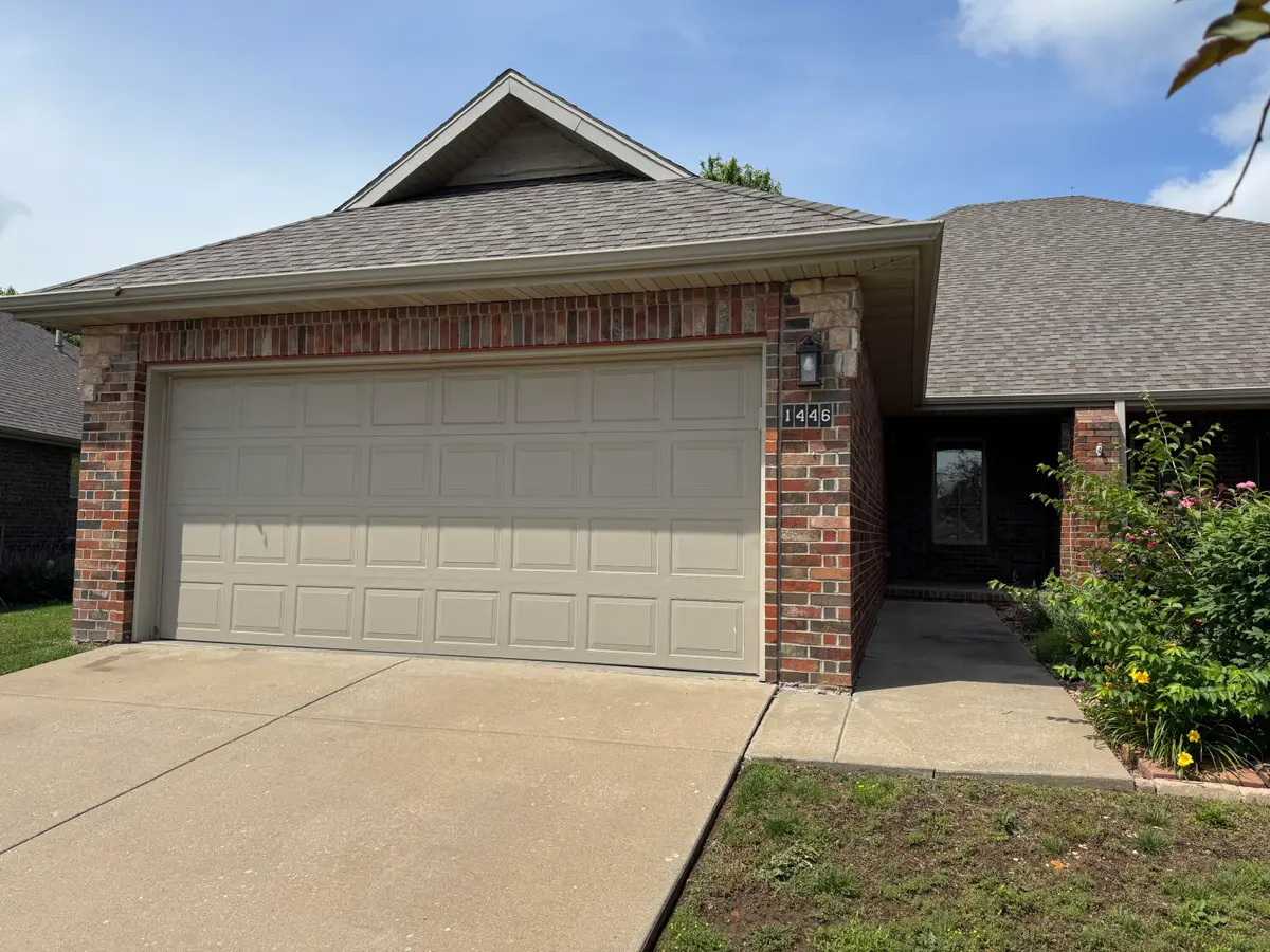 1446 W Sackett Street, Springfield, MO 65807 - #1