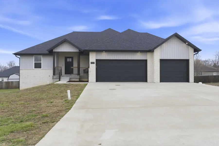 300 S Aspen Street, Buffalo, MO 65622 - #3