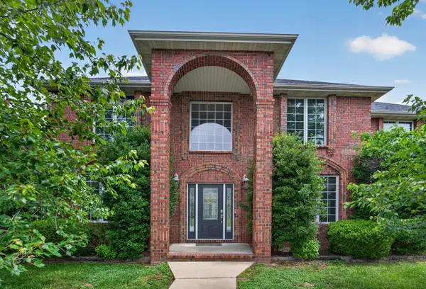 1427 Ridgecrest Street E, Springfield, MO 65804