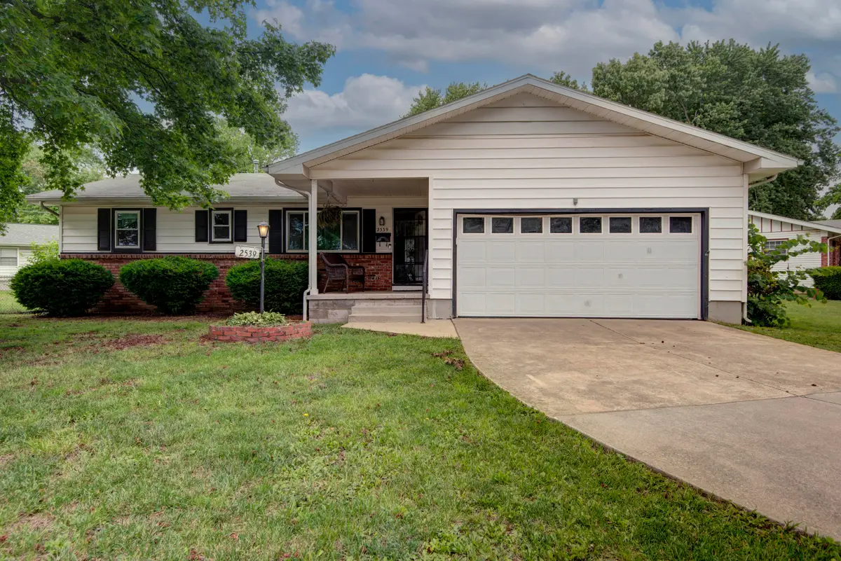 2539 S Westwood Avenue, Springfield, MO 65807 - #1