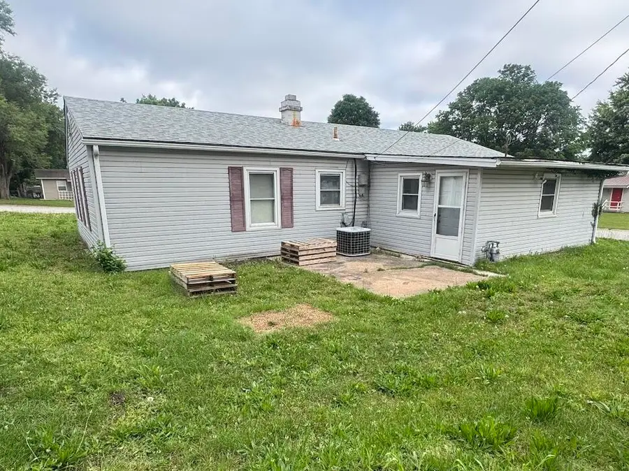 1228 Harrington Avenue, Carthage, MO 64836 - #3