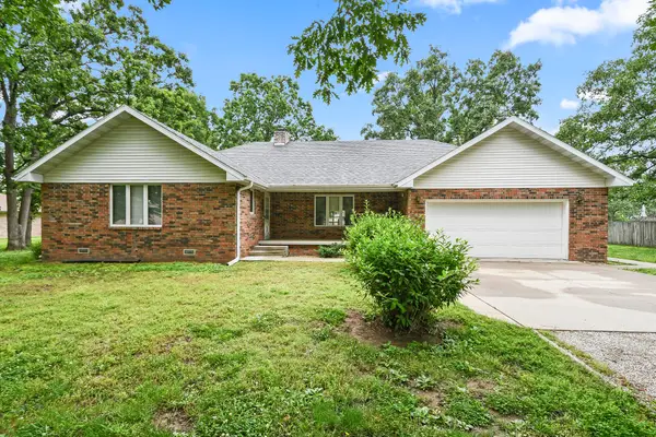 470 Forest Drive, Marshfield, MO 65706