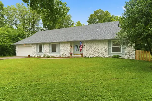 3312 S Graystone Place, Springfield, MO 65804