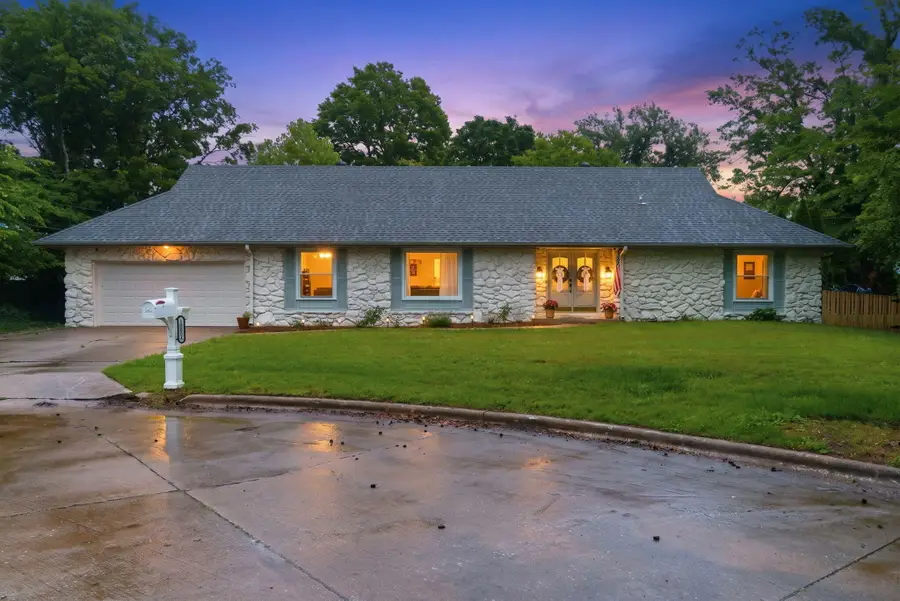 3312 S Graystone Place, Springfield, MO 65804 - #3
