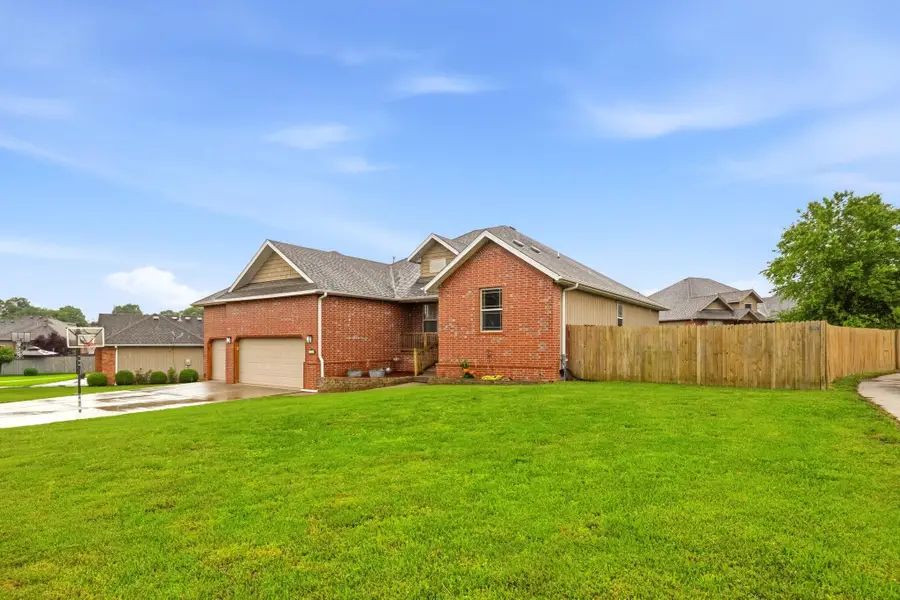 109 Long Drive, Willard, MO 65781 - #3