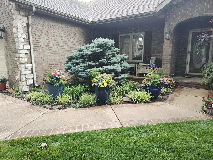 607 N Persimmon Drive, Nixa, MO 65714 - #2