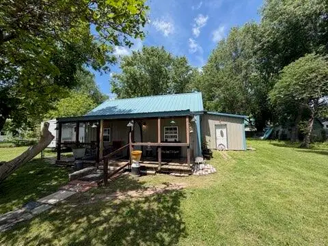 315 E Washington Avenue, Pierce City, MO 65723