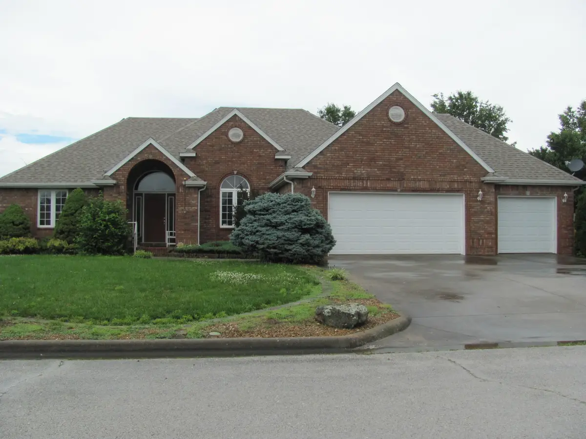 1401 S Georgia Drive, Bolivar, MO 65613 - #1