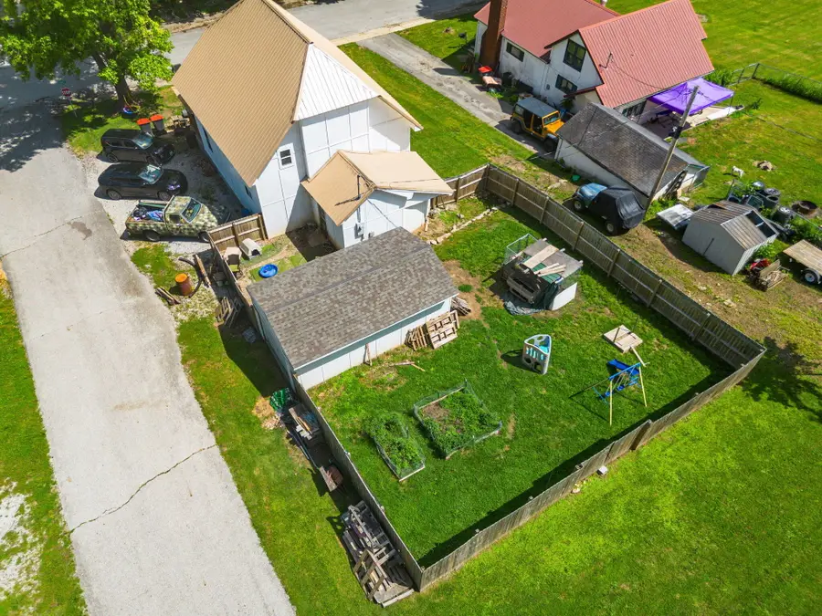 306 Gravel Street, Cassville, MO 65625 - #2