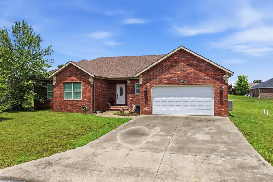 2251 W Heritage Street, Bolivar, MO 65613 - #3