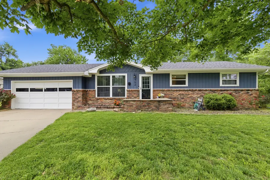 402 S Rice Street, Nixa, MO 65714 - #2