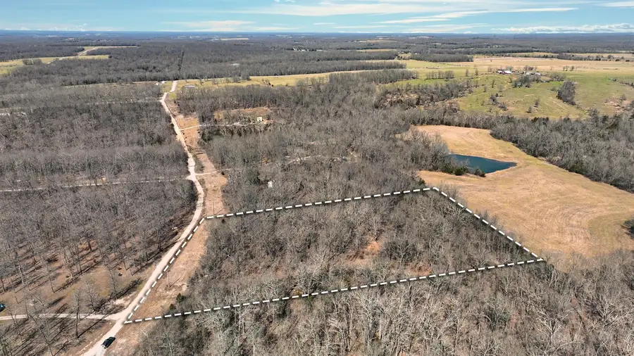 451 Moonshadow Road, Marshfield, MO 65706 - #2