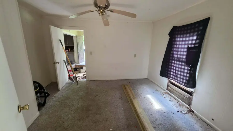 409 W Long Street, Mountain Grove, MO 65711 - #3